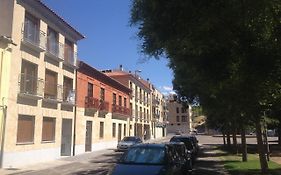 Apartamentos Turísticos Puente Romano P2 2-A